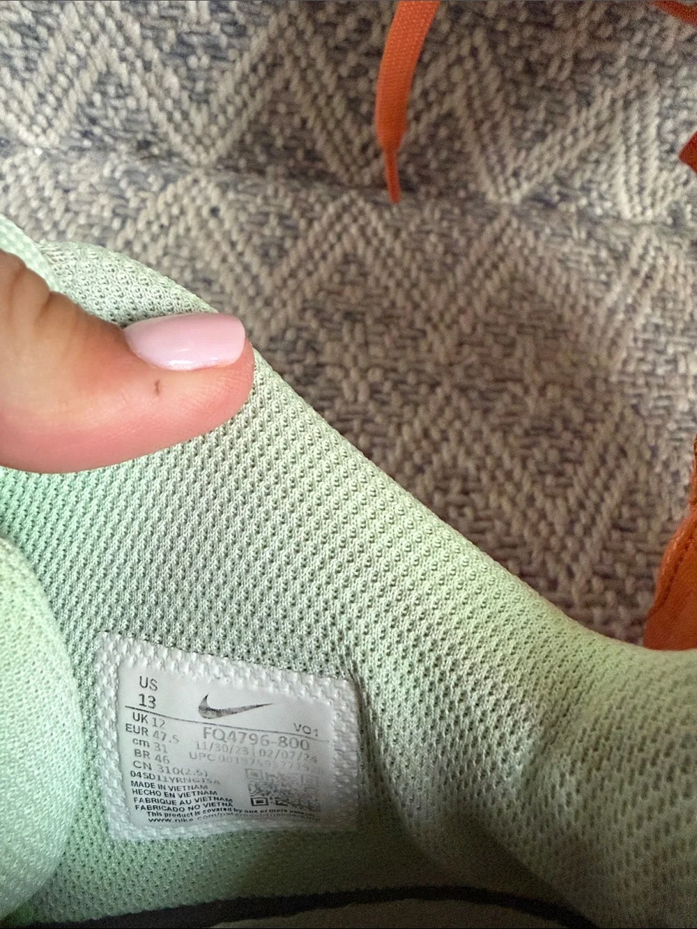 Nike lightweight size